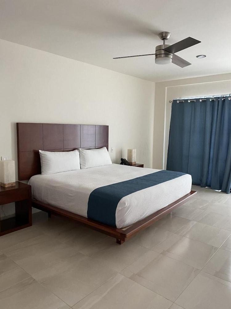 Marena Suites & Apartments Mazatlan Bagian luar foto